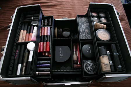 make-up-storage-ov.jpg