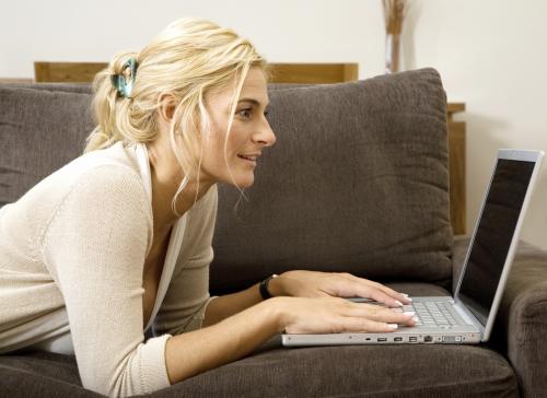 woman-at-computer.jpg