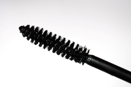 mascara-wand.jpg