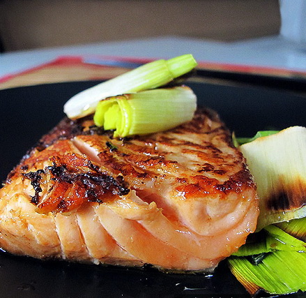 soy-ginger-salmon-with-roasted-leeks.jpg