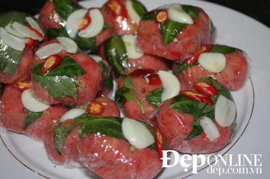 nem chua, nem chua bưởi, nem chua chay