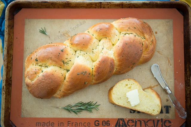 bánh mì hương thảo, cách làm bánh mì giống bánh mì hoa cúc, cách làm bánh mì ngon