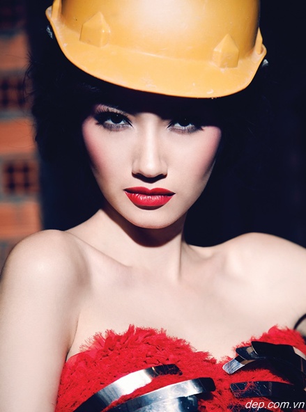 Việt nam next top model 2011image%20from%20Dep155Dec2012 131%27 Industrial Chic  