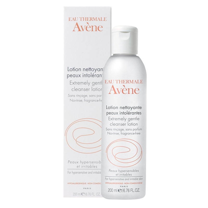 Avene Extremely gentle cleanser lotion giúp rửa mặt và làm sạch lớp make up một cách nhẹ dịu.
