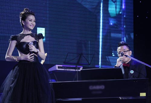 Mỹ Tâm "thắng" Hà Hồ tại Làn sóng xanh, Ca nhạc - MTV, Lan song xanh, gala 15 nam, LSX 2012, My Tam, Ha Ho, Thu Minh, Hong Nhung, Mr Dam, Phuong Thanh, ca sy, tin tuc