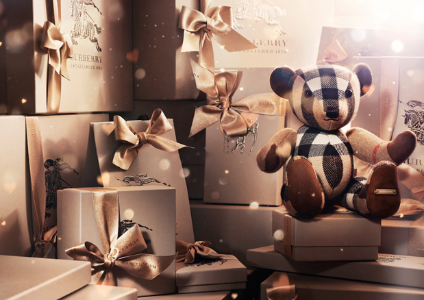 Regent Street , Burberry With Love, chiến dịch, Giáng sinh, Năm mới