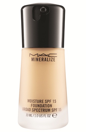 Kem nền Mineralize Moisture SPF15: 980.000VND