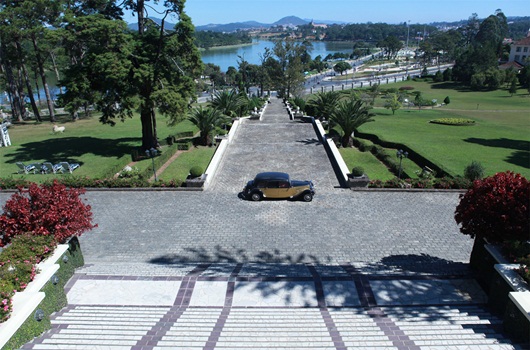 khách sạn Dalat Palace - Đà Lạt