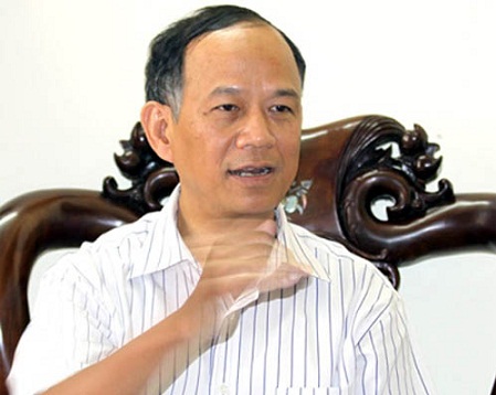 TS. Nguyễn Minh Phong: “Đừng biến mình thành con mồi cho dân buôn tiền lẻ”.
