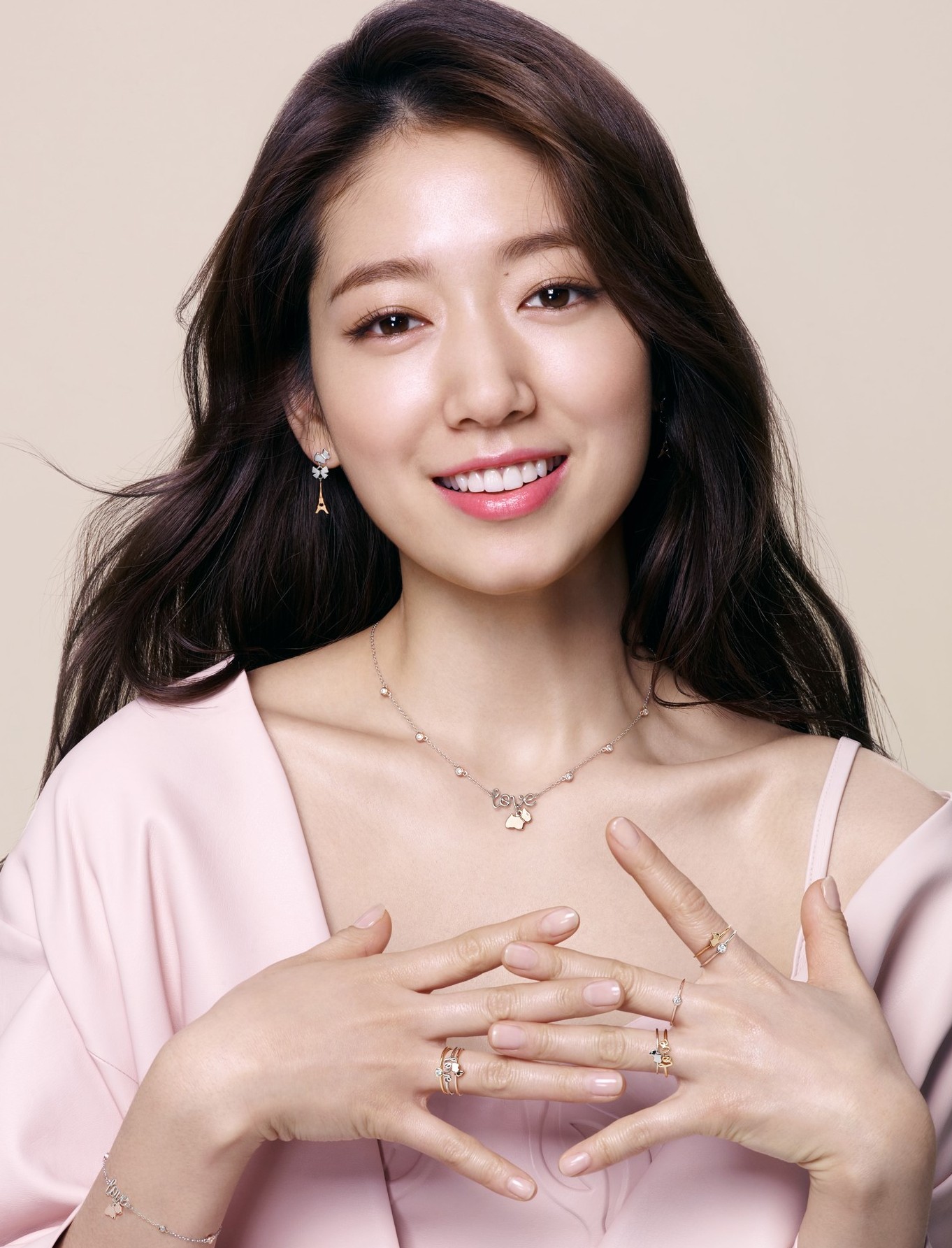 Park Shin Hye tiết lộ bí mật giảm cân, chăm da trước khi đóng “Doctors” -  Tạp chí Đẹp