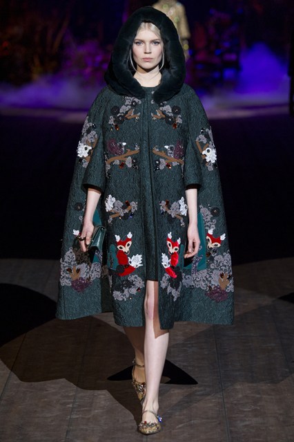 tuần lễ thời trang milan, xu hướng, áo khoác phồng, robe, Dolce & Gabbana 