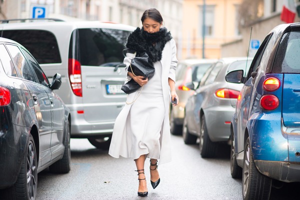 street style, fashionista, tín đồ thời trang, phối đồ, white on white