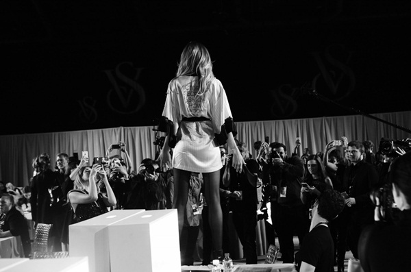Thời trang, hậu trường, Victoria's Secret Fashion Show 2014, backstage