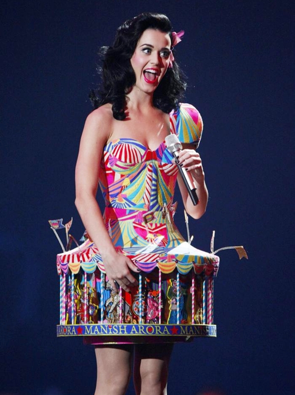 Katy Perry, Việt Nam 2015
