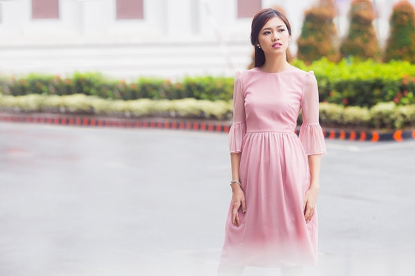 thời trang, street style á hậu Thanh Tú