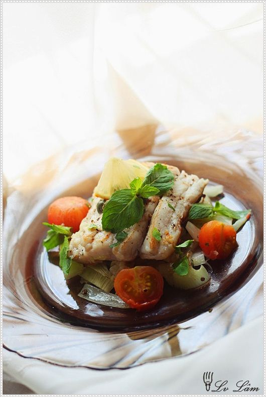 Branzino al finocchio - Cá chẽm áp chảo với củ thì là, món Ý, củ thì là, cá chẽm