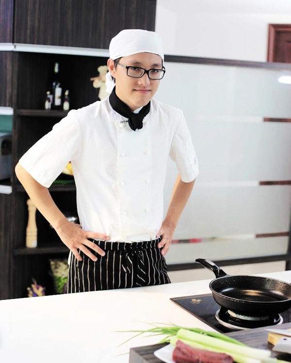 đầu bếp nam, các đầu bếp nam, khi đàn ông vào bếp, tác giả Alex Trần, tác giả chuyện bếp