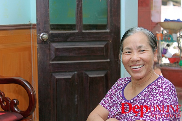 cô giáo Hoàn trong điều ước thứ 7, bà Nguyễn Thị Lan mẹ cô giáo Hoàn, cô giáo hoàn và mẹ