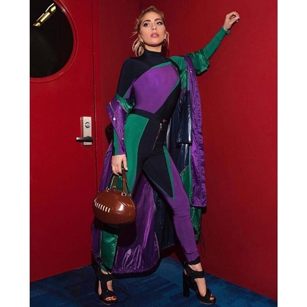 20170206_ladygaga_versace_superbowl51_deponline_014