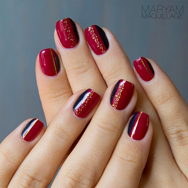 7-glamorous-red-nail-art-11