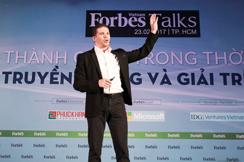 randy-dobson-cmg-asia-forbesvn-5-copy