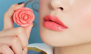 Sau Red Recipe, 3CE lại “đốn tim” chị em bằng son dưỡng Pot Lip hình hoa hồng