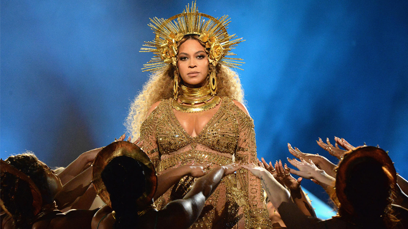 Bí mật sau trang phục của Beyoncé tại lễ trao giải Grammy