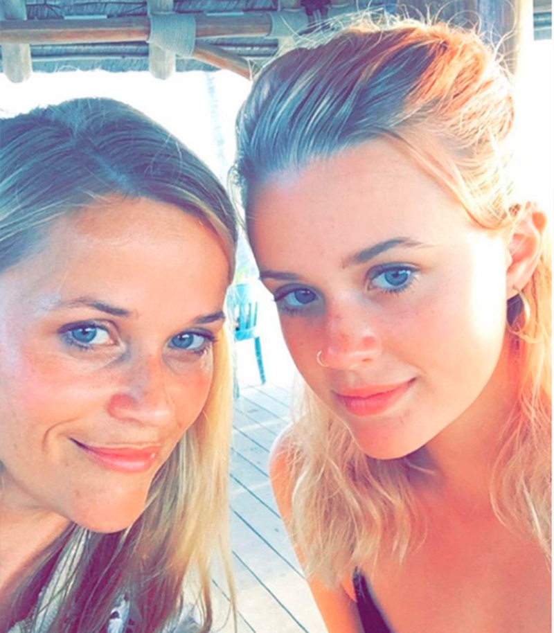 reese_witherspoon_va_con_gai_deponline2