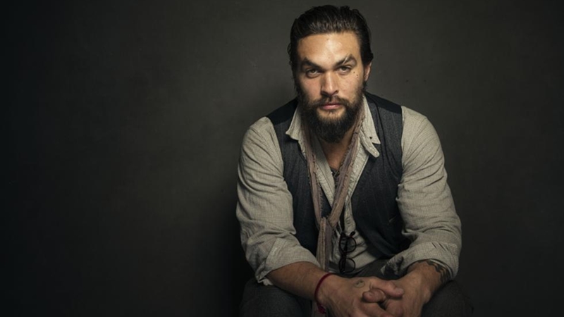 Jason Momoa: Siêu anh hùng ngoài đời thực