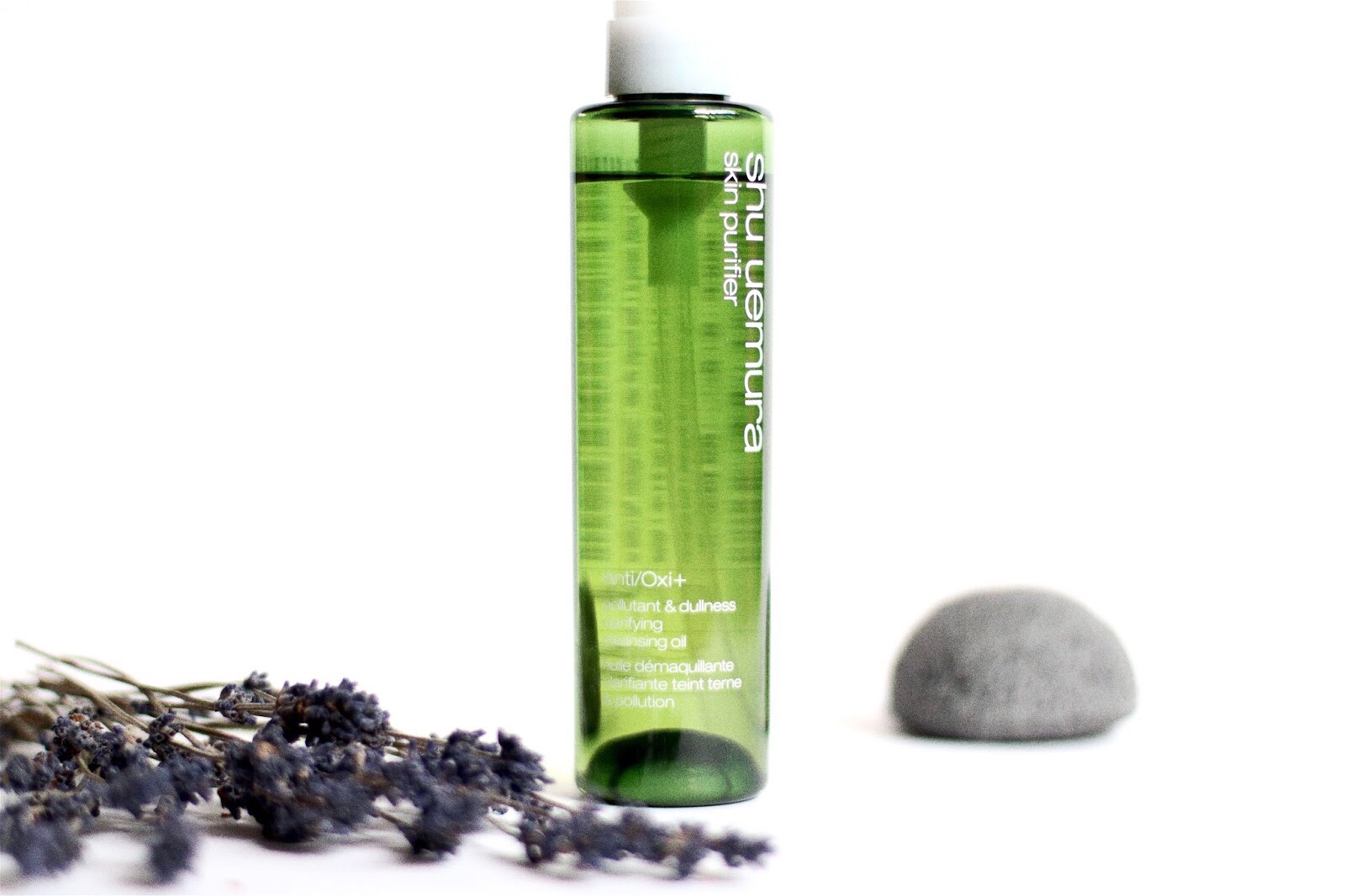Dầu tẩy trang Shu -Uemura Anti Oxi + dành riêng cho những cô nàng thành thị luôn bị ảnh hưởng bởi môi trường ô nhiễm