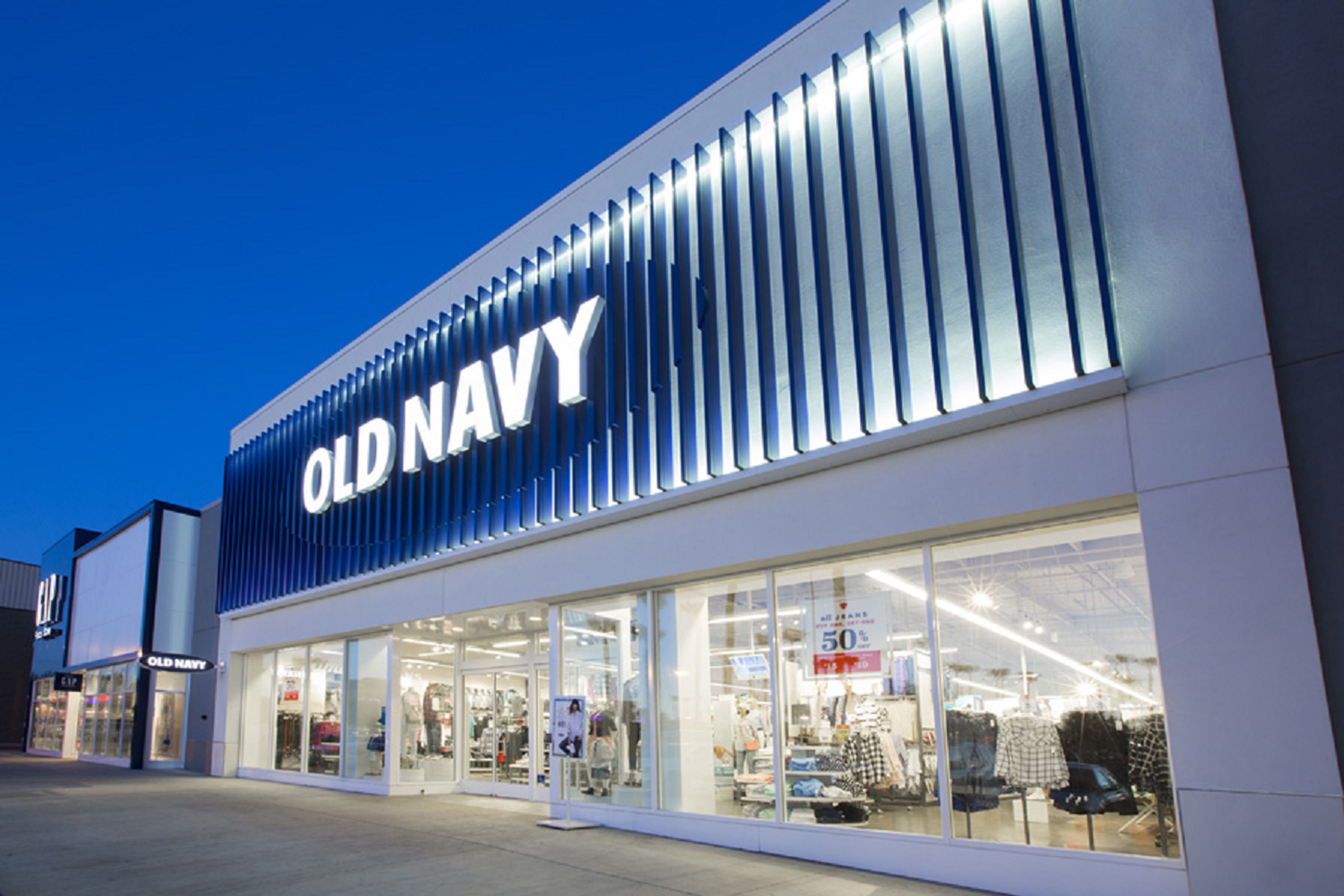 Old Navy khai trương cửa hàng đầu tiên tại Việt Nam