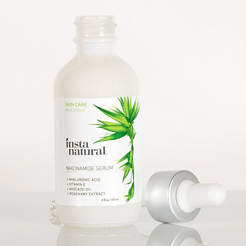 Insta Natural Serum Niacinamide (Giá tham khảo: 400.000VNĐ)