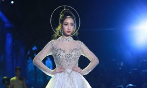 Cận cảnh lối trang điểm tông nude trong show thời trang Haute Couture “De Hanoi à Paris”