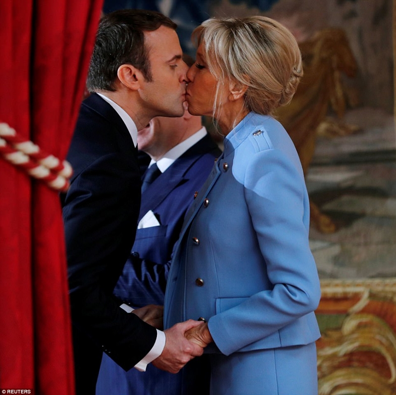 Ông Macron từng nói: "Không ai biết khoảnh khắc nào khiến câu chuyện giữa hai chúng tôi trở thành một câu chuyện tình yêu. Điều đó thuộc về hai chúng tôi. Đó là bí mật".