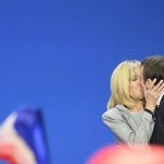 Tân tổng thống Pháp Macron: Khi tình yêu làm nên chiến thắng