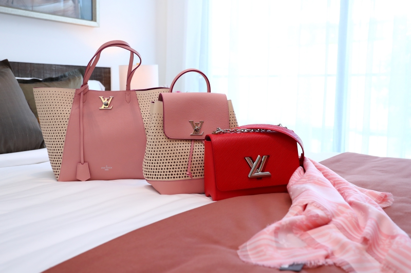 Điểm thu hút của những mẫu túi xách mới mà Louis Vuitton mang đến là tông màu nhẹ nhàng và thiết kế đặc sắc 