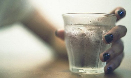 Liệu nước đun sôi để nguội có tạo ra chất gây ung thư?