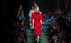 Cuộc tấn công của những nhà mốt Haute Couture Ý