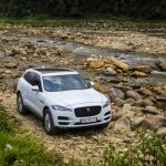 “Báo đốm” F-Pace: chiếc xe cho cô nàng thích “mãnh liệt”