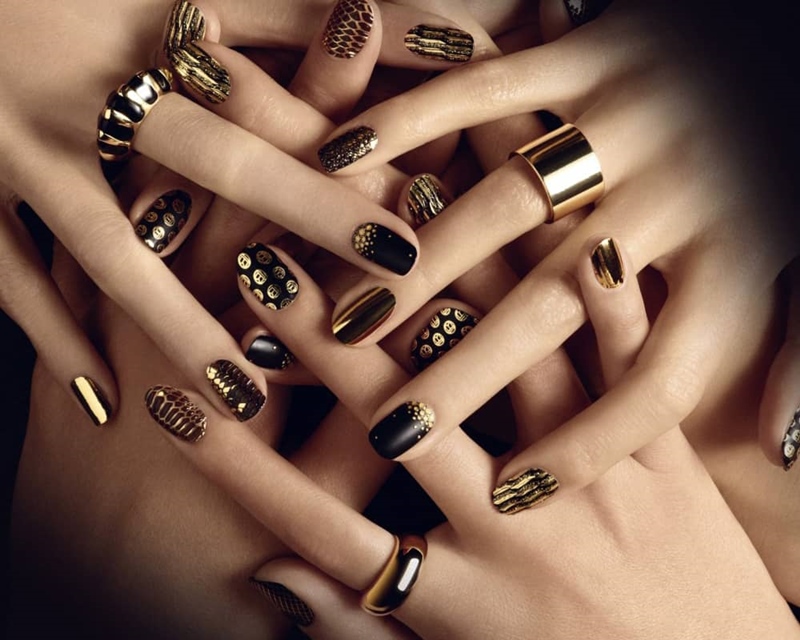 metallic-nails