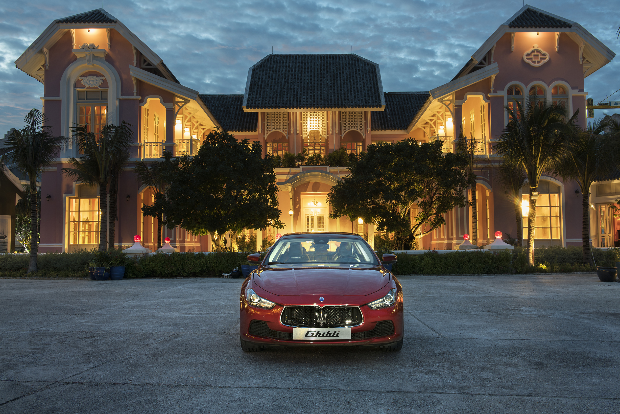 1-maserati-chinh-thuc-hop-tac-voi-khu-nghi-duong-jw-marriott-phu-quoc-emerald-bay-danh-dau-su-ket-hop-giua-hai-thuong-hieu-sang-trong-bac-nhat-tai-viet-nam