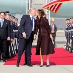 Mặc dù bị một số nhà thiết kế “tẩy chay”, Đệ nhất Phu nhân Mỹ Melania Trump vẫn “đốn tim” tín đồ thời trang thế giới