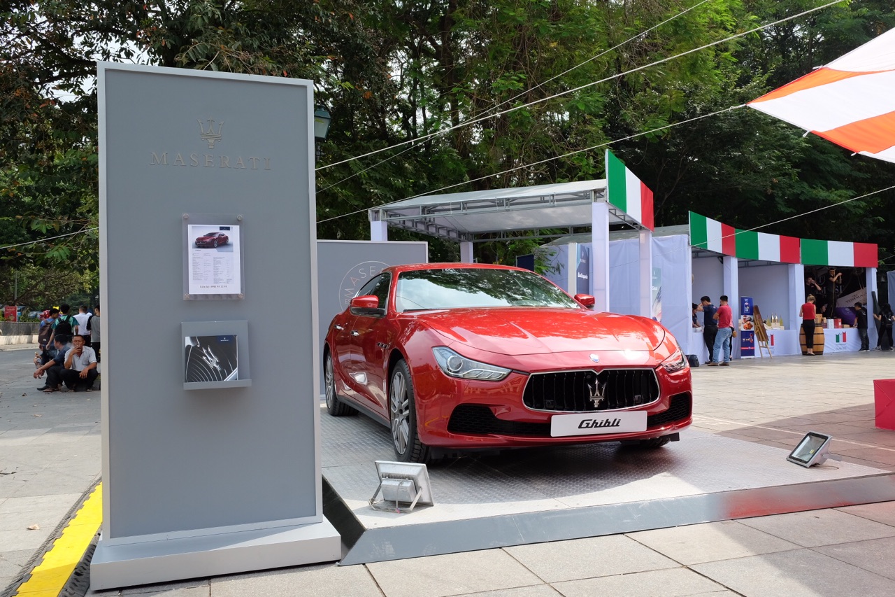 mau-xe-maserati-ghibli4