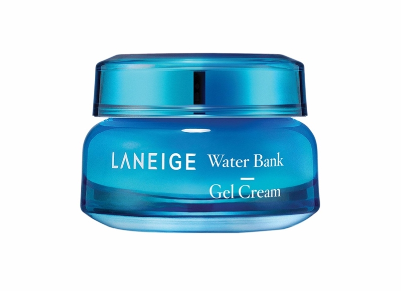 Laneige Water Bank Gel Cream với công thức dạng Gel Tăng cường khả năng dưỡng ẩm, giữ cho da ẩm mượt trong cả ngày mà không bị bóng dầu.