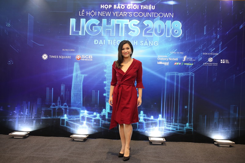 Phương Vy Idol là một trong số các ca sĩ Việt trình diễn tại Lights 2018