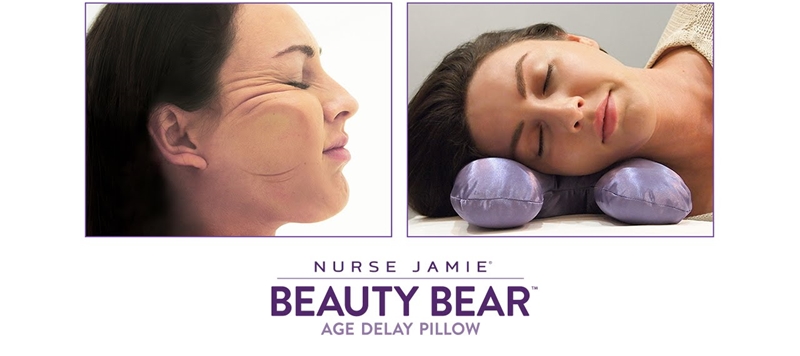 Thiết kế độc đáo của chiếc gối Nurse Jamie Beauty Bear Age Delay (69USSD, khoảng 1.580.000VNĐ) giúp hạn chế sự xuất hiện các nếp nhăn khi ngủ.