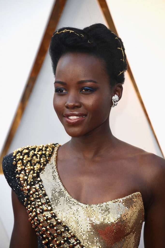 trangdiem_toc_lupitanyongo_oscar2018_deponline