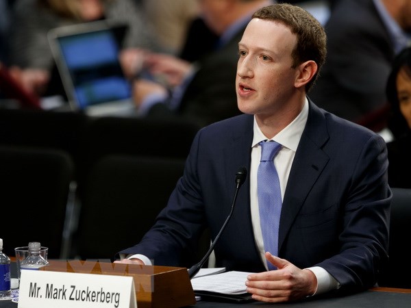 Vụ bê bối dữ liệu: EU kêu gọi Facebook hợp tác toàn diện