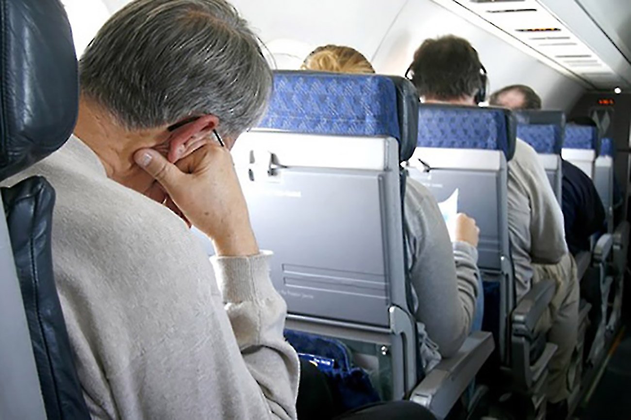 Các bài tập đơn giản giúp giảm mệt mỏi trên chuyến bay dài