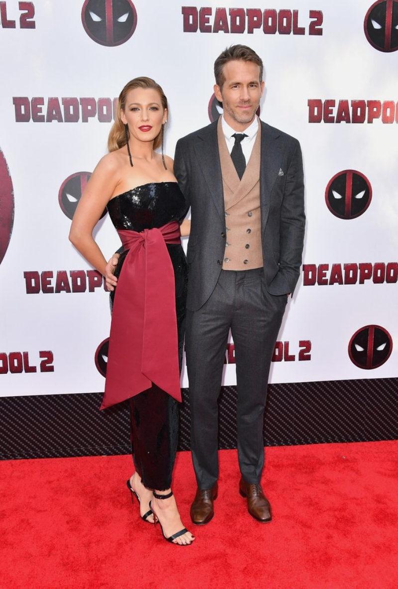 Cặp đôi Blake Lively và Ryan Reynolds xuất hiện trên thảm đỏ sự kiện công chiếu "Deadpool 2" tại New York.